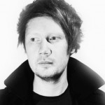 Technician Helps Paris Hilton As She Makes Her DJ Debut In Brazil