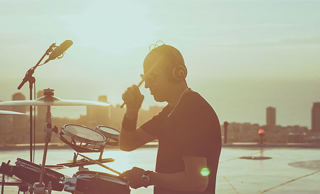 Israel Kimchi Can Make Your Jaw Drop With This Rooftop DJ Set!