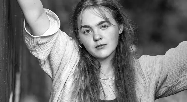 Norwegian American artist Hanna Andréa, a Princeton student and musician known for her organic sound.